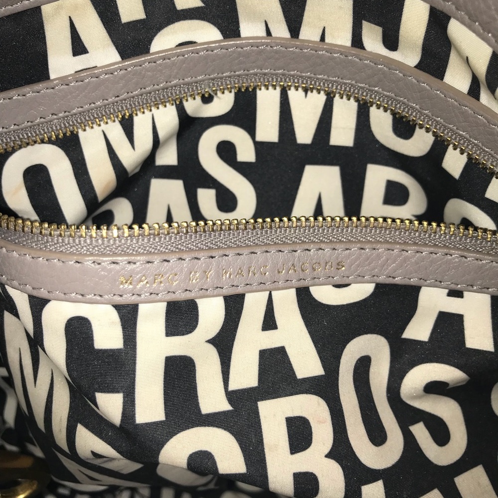 Marc Jacobs Classic Q Fran - image 3